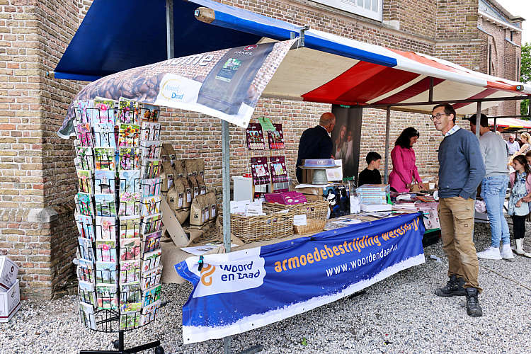 Rommelmarkt 2022 Waarder_198